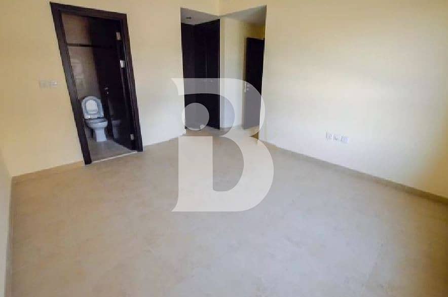 Best Price for 2 bed in Remraam|Spacious|Bright