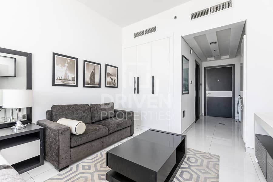 High Quality and Furnished on High Floor High Quality and Furnished on High Floor