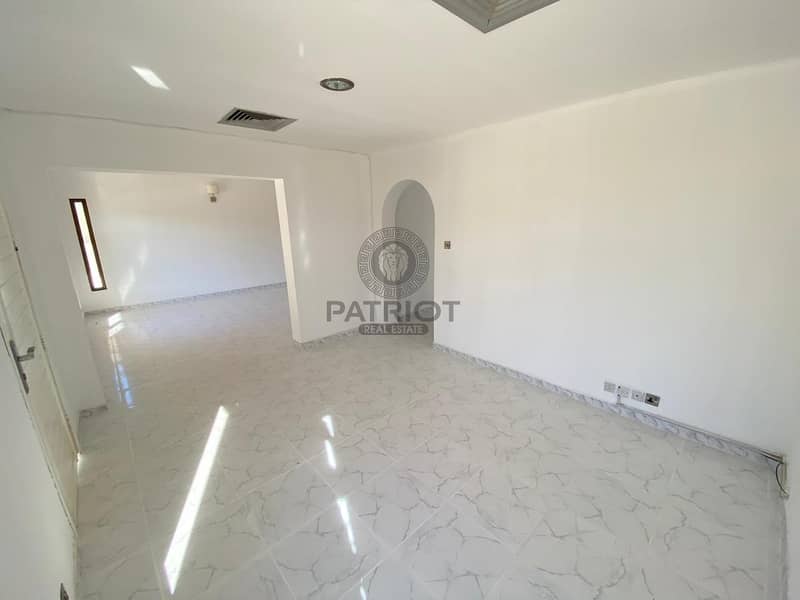 3 REFURBISHED 4BR MAIDS PVT GARDEN SHARED POOL IN JUMEIRAH 3