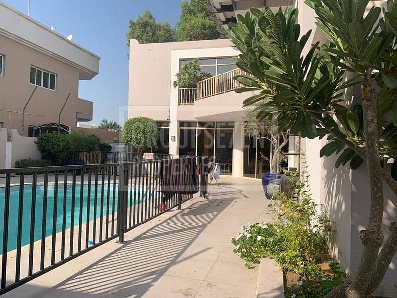 13 STUNNING 4 Bed Villa for Rent in Al Manara