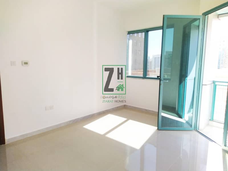  Convenient 2 Bedrooms Apartment with Huge closed salon