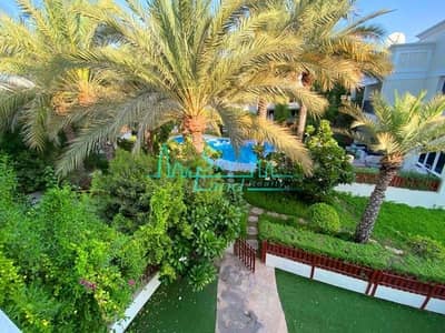 MODERN| BRIGHT 5 BED|PRIVATE GARDEN SHARED POOL GYM (1074) MODERN| BRIGHT 5 BED|PRIVATE GARDEN SHARED POOL GYM (1074)
