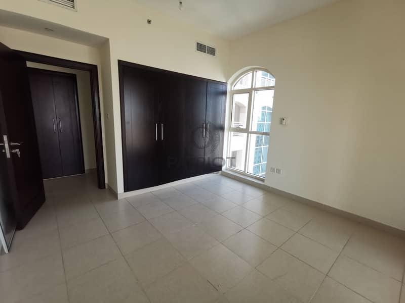 17 1 BR | Chiller Free | Golf View | Ready To Move