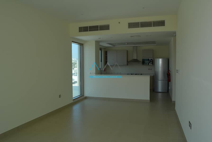 Brand New Enormous 2 Bed Room | Skyline View