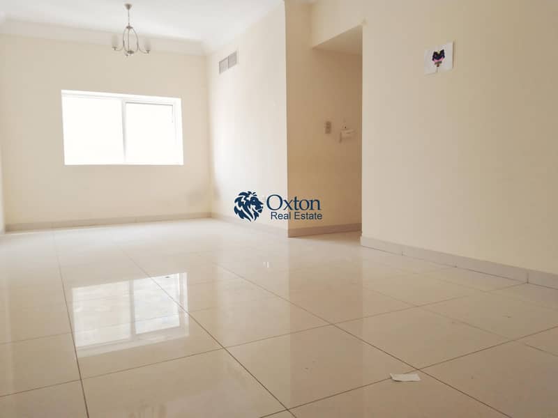 Huge Size 1-BHK Master Room One Month GYM Free Huge Size 1-BHK Master Room One Month GYM Free