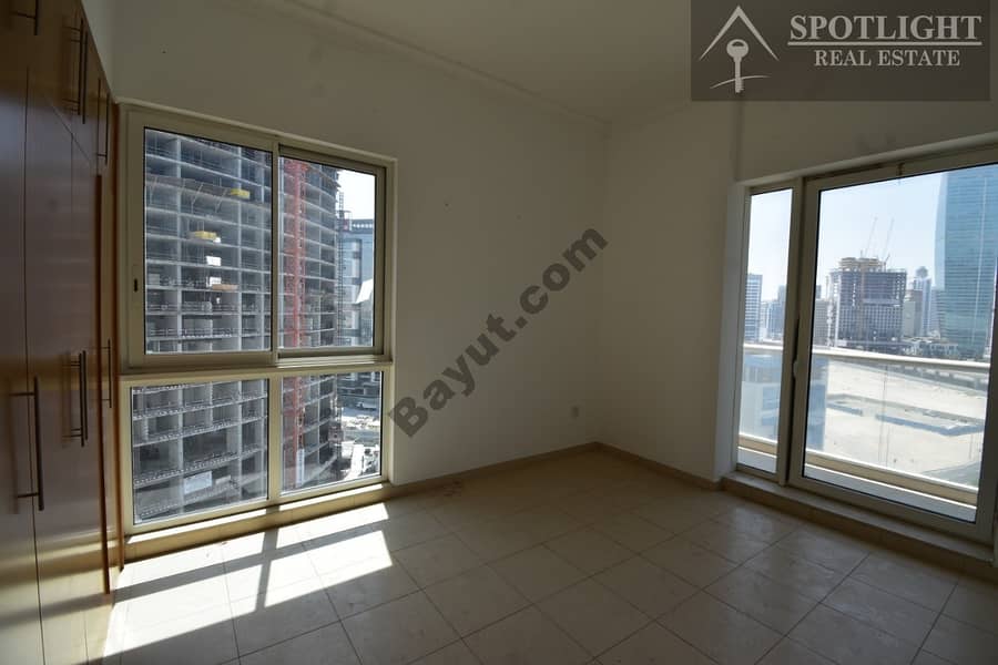 Large 1 bedroom ! canal view ! for rent in Mayfair Tower