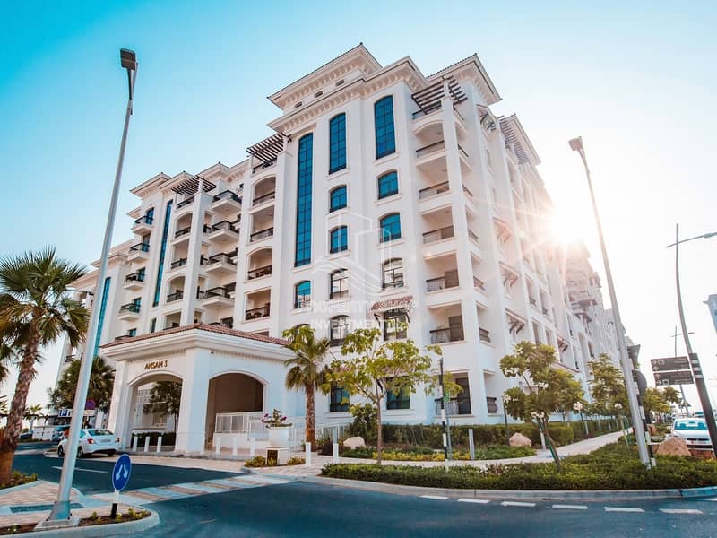 Move In Today Idyllic Family Home with Spacious Balcony Move In Today Idyllic Family Home with Spacious Balcony