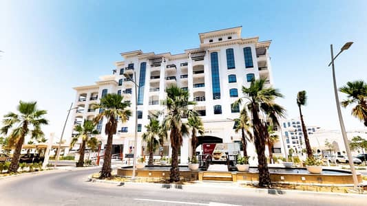 Luxurious 2BR Ferrari World View Luxurious 2BR Ferrari World View