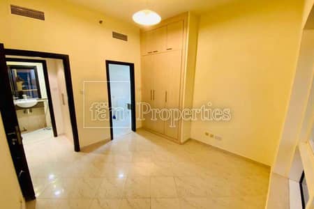 Chiller free | Near Metro | W/ Kitchen Appliances Chiller free | Near Metro | W/ Kitchen Appliances