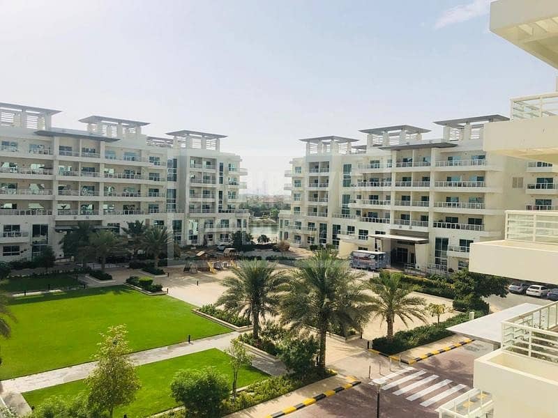 2 3 Beds Duplex for Rent in Jumeirah Heights