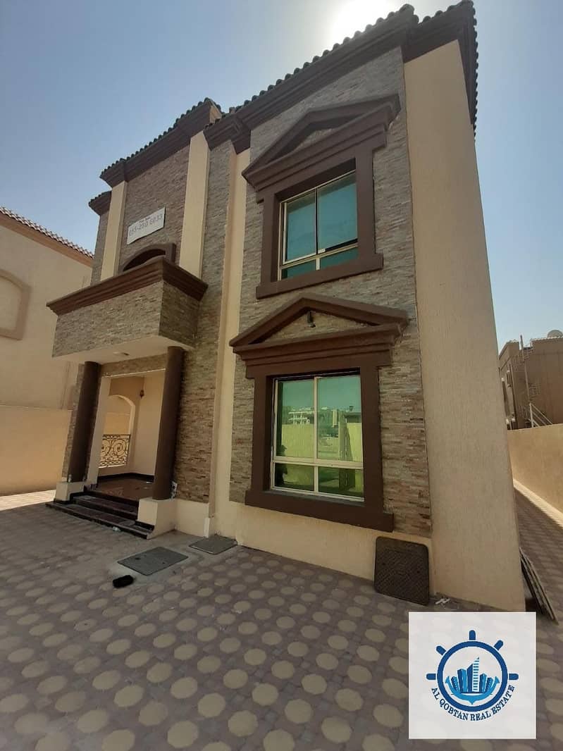 6 bedroom villa for rent in the emirate of Ajman, directly on the street