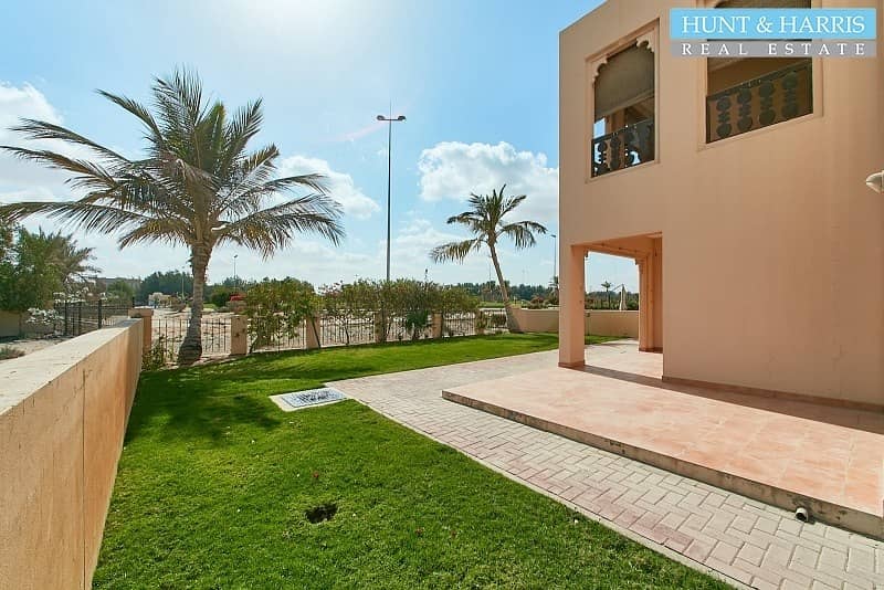 Corner Plot - Duplex villa  - Gorgeous View of Golf Course