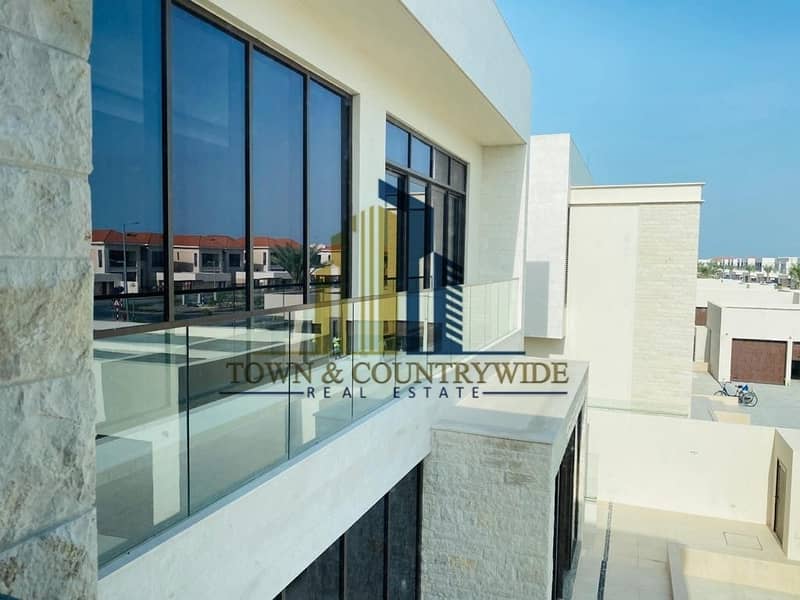 21 Excellent Sea view 7BR-  Villa with Pool @ HIDD Saadiyat