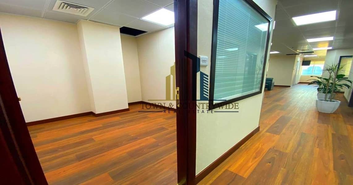 28 Office Spaces for Rent starting 15k @ Hamdan St. Abudhabi