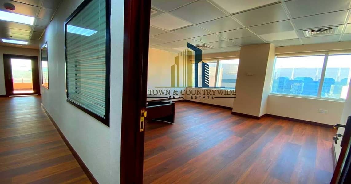 29 Office Spaces for Rent starting 15k @ Hamdan St. Abudhabi