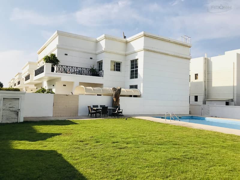 nice 4 bedroom compound villa with shared pool/ Jumeirah