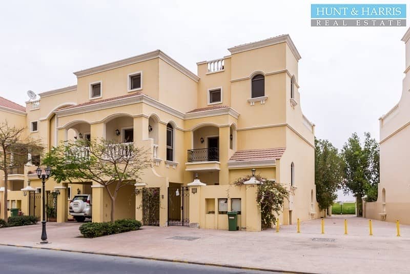 Premium Location Upgraded + Maids - Garden and Lagoon View Premium Location Upgraded + Maids - Garden and Lagoon View