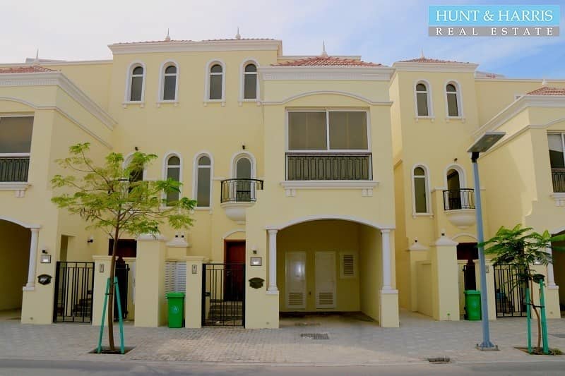 Ultra Modern Townhouse - Well designed layout - Premium finish Ultra Modern Townhouse - Well designed layout - Premium finish