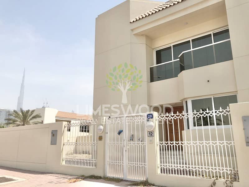 Huge garden 3br villa in AlBadaa Burj Khalifa view