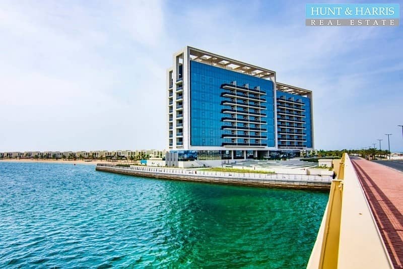 High Demand - Brand New - Remarkable Lagoon View High Demand - Brand New - Remarkable Lagoon View