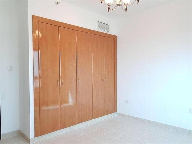 Close To Al Mullah Plaza 01 BHK With Balcony