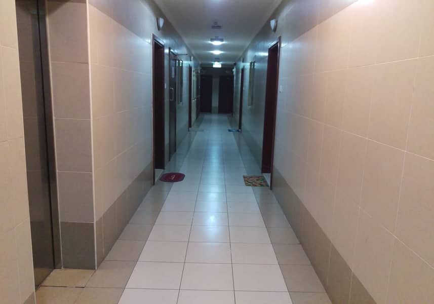 Close To Pound Park 01 BHK With Free Facilities