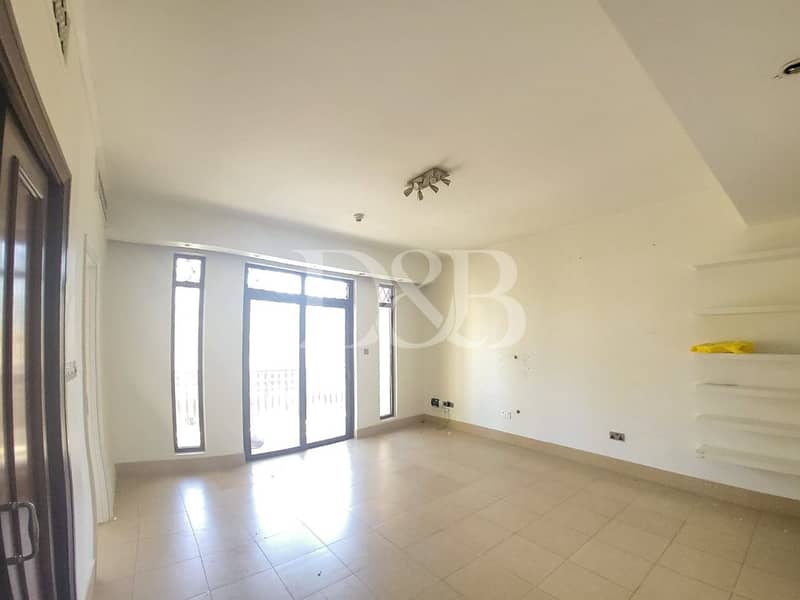 MUST SEE | BEST LAYOUT + BRIGHT | 3 BR MUST SEE | BEST LAYOUT + BRIGHT | 3 BR