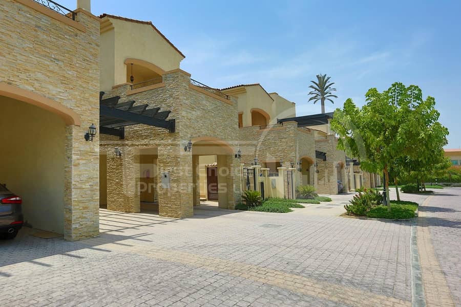 Good Investment! Luxurious Spacious Villa. Good Investment! Luxurious Spacious Villa.
