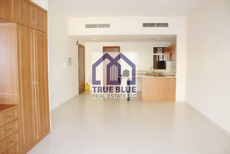 Beautiful Golf Studio|Well Maintained|Next to Mall Beautiful Golf Studio|Well Maintained|Next to Mall