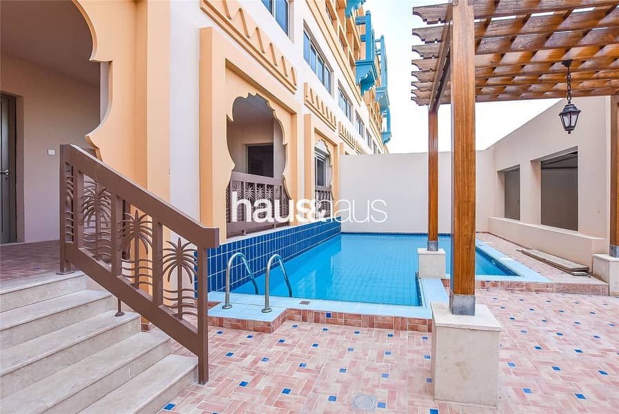 Townhouse with garage | Private pool | 14 months