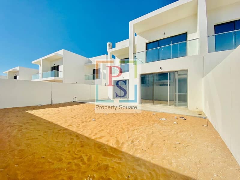 Hot Deal ! Type Y 3 BR Villa is available for Sale