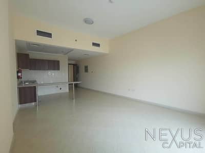 Nice Studio with Balcony Villa View Aed 22 Nice Studio with Balcony Villa View Aed 22