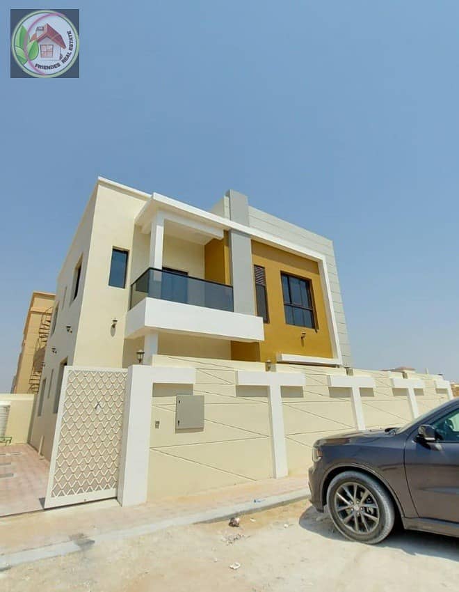 Villa facing stone, finishing Super Deluxe from the owner directly in a very special area and an attractive price