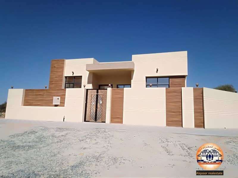 Villa for sale, wonderful design, super deluxe finishing, freehold for all nationalities