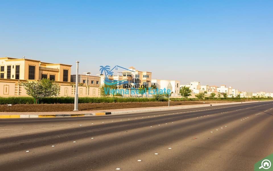 4 BED VILLA WATER ELECTRICITY INCLUDED 4 BED VILLA WATER ELECTRICITY INCLUDED