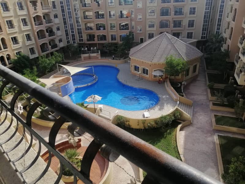 1 BR Pool View For Rent