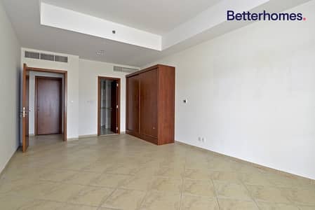 Garden view | Huge terrace | Close to shops Garden view | Huge terrace | Close to shops