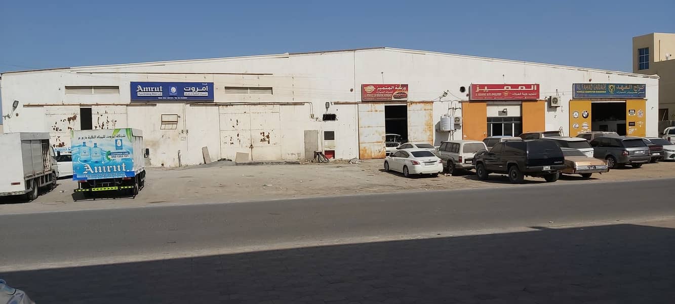 2500 Sqft Warehouse 3 Phase Electrcity(30 Kw) in Old Industrial Area ,Umm Al Quwain Uae