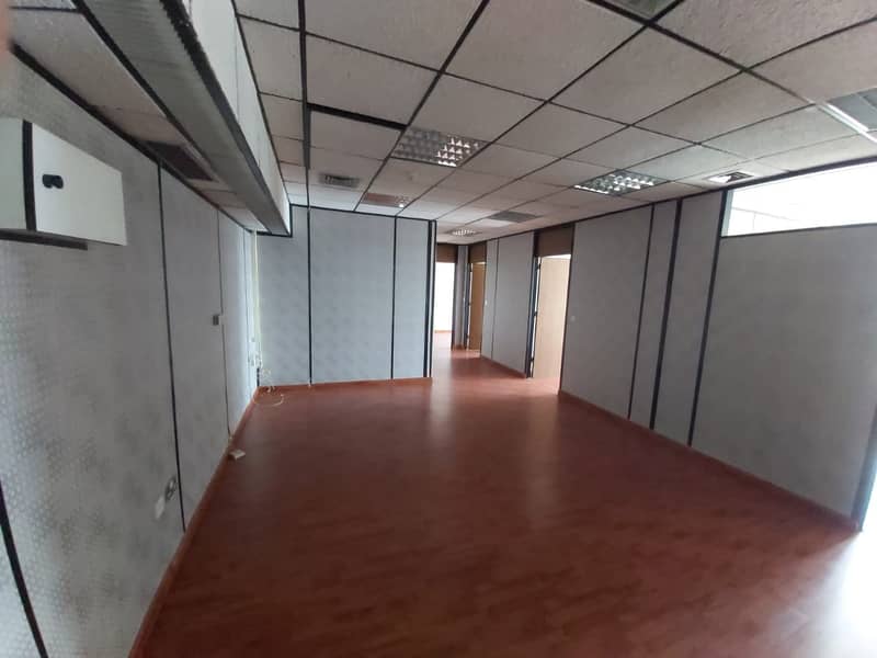 6 Big Office 1603 Sqft for 60 AED p. sqft Chiller Free Near 'union' Metro Sea Face Building