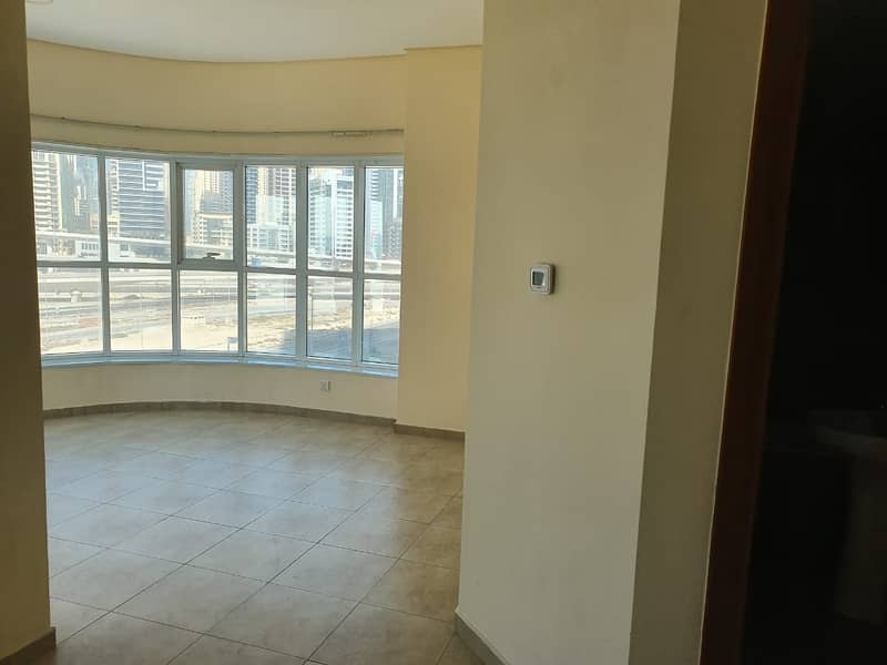 studio! with balcony!  for rent in 28k