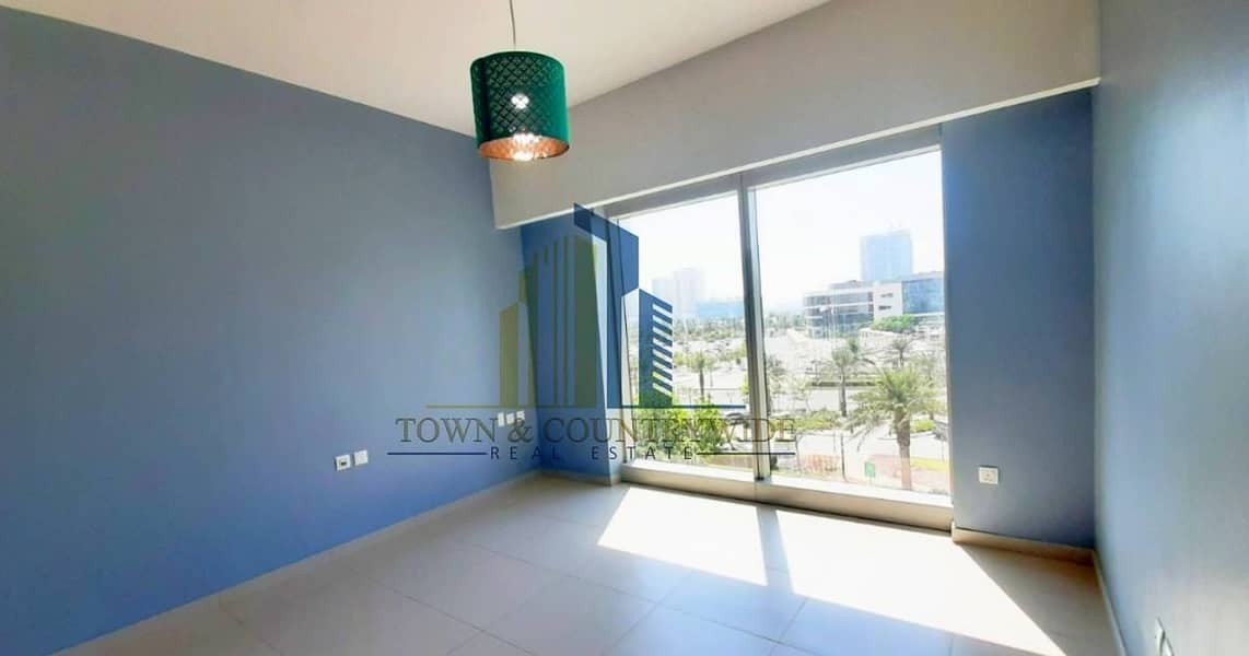 7 Colorful and elegant 1 BR apartment @The gate tower 1
