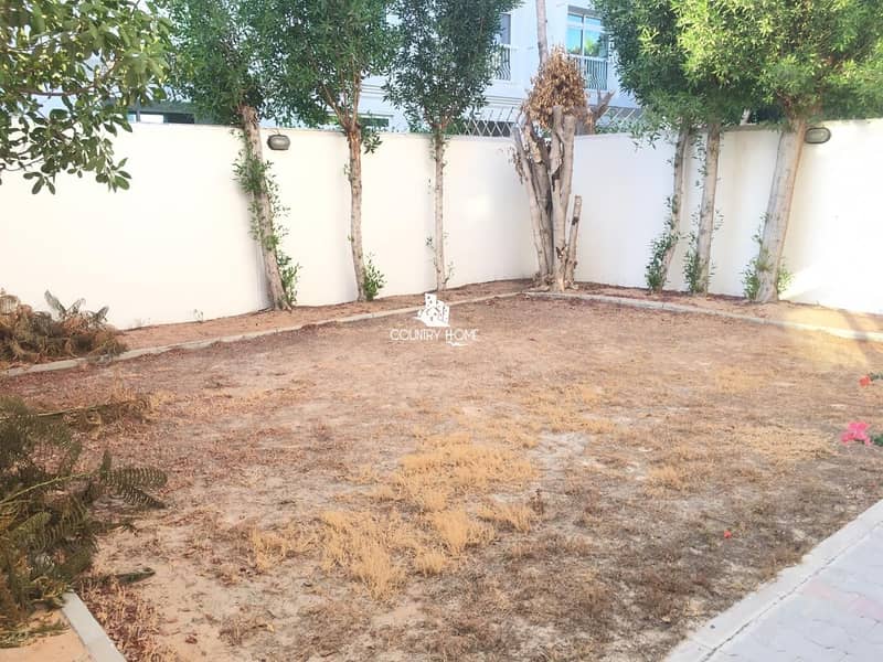 Huge 3 bedrooms | Private Garden | Umm suqeim  3