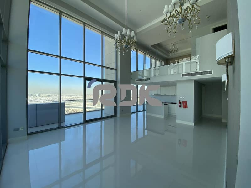 4 Luxurious 2BR Penthouse - Dubai Skyline View