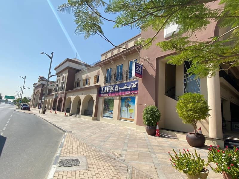 5 Retail Shops Available in Village Mall  0% Commission
