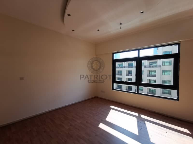 8 Upgraded 3 Bed | Near To Souk | Ready to Move