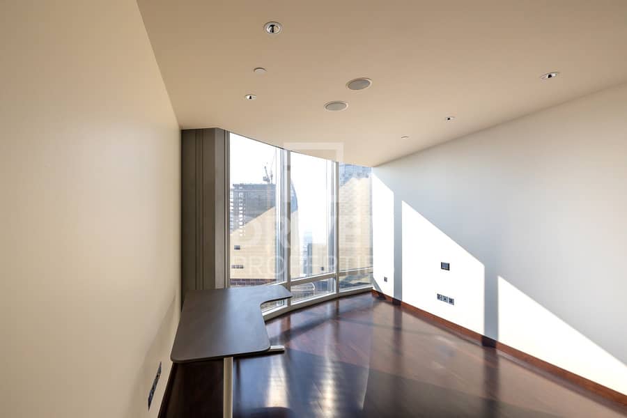 11 Luxury Living 2 Bed Apt | Downtown Views