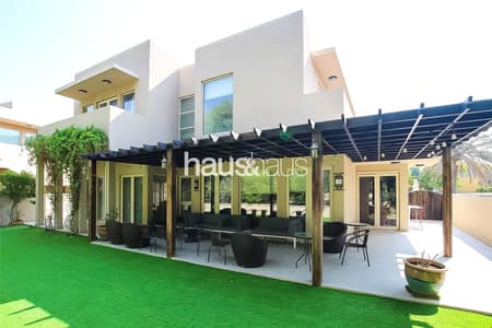 Exclusive | Single Row | Upgraded Villa Exclusive | Single Row | Upgraded Villa