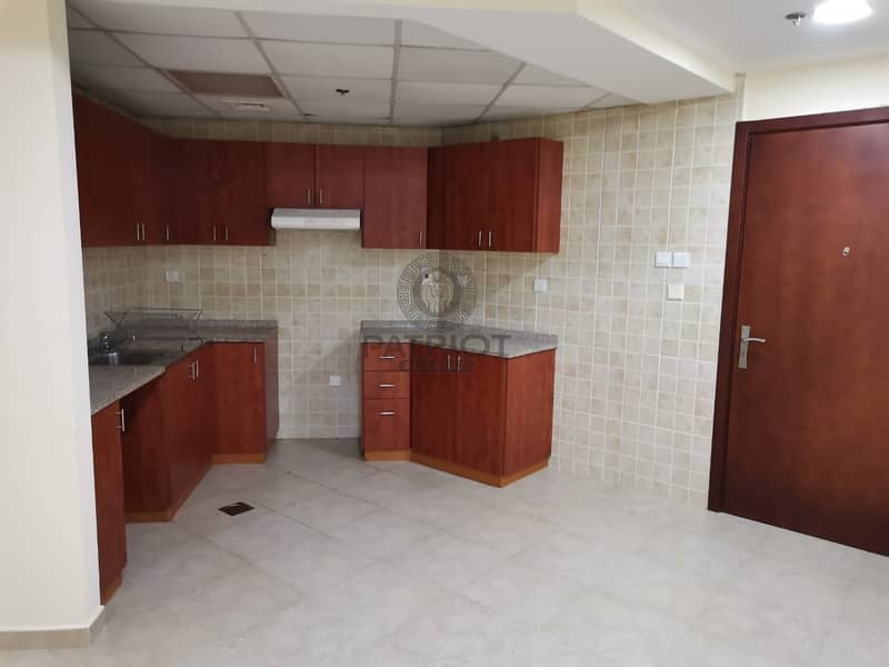 3 Upgraded apartment  in new Building Dubai gate 2 few mints walk to metro station