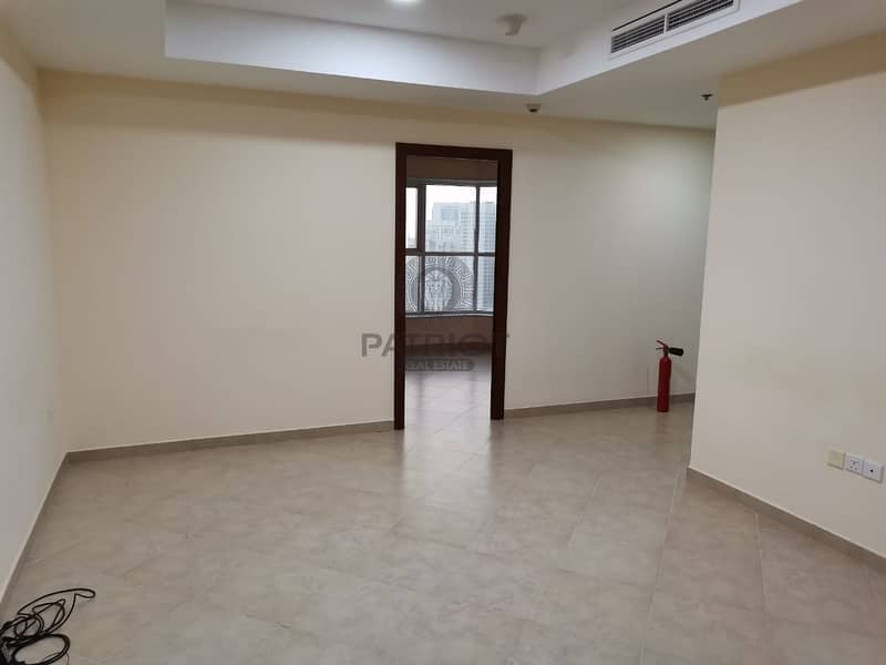 2 Upgraded apartment  in new Building Dubai gate 2 few mints walk to metro station