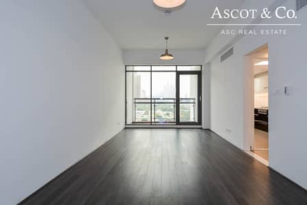 J8 | 2 Bedroom | Balcony | One Carpark J8 | 2 Bedroom | Balcony | One Carpark